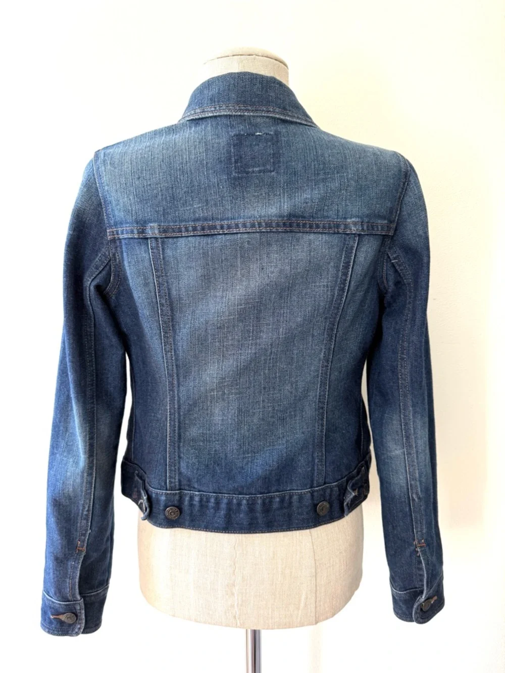 Old Navy Dark Worn Denim Trucker Jean Jacket Vintage 2012 Size S Classic - Picture 5 of 12